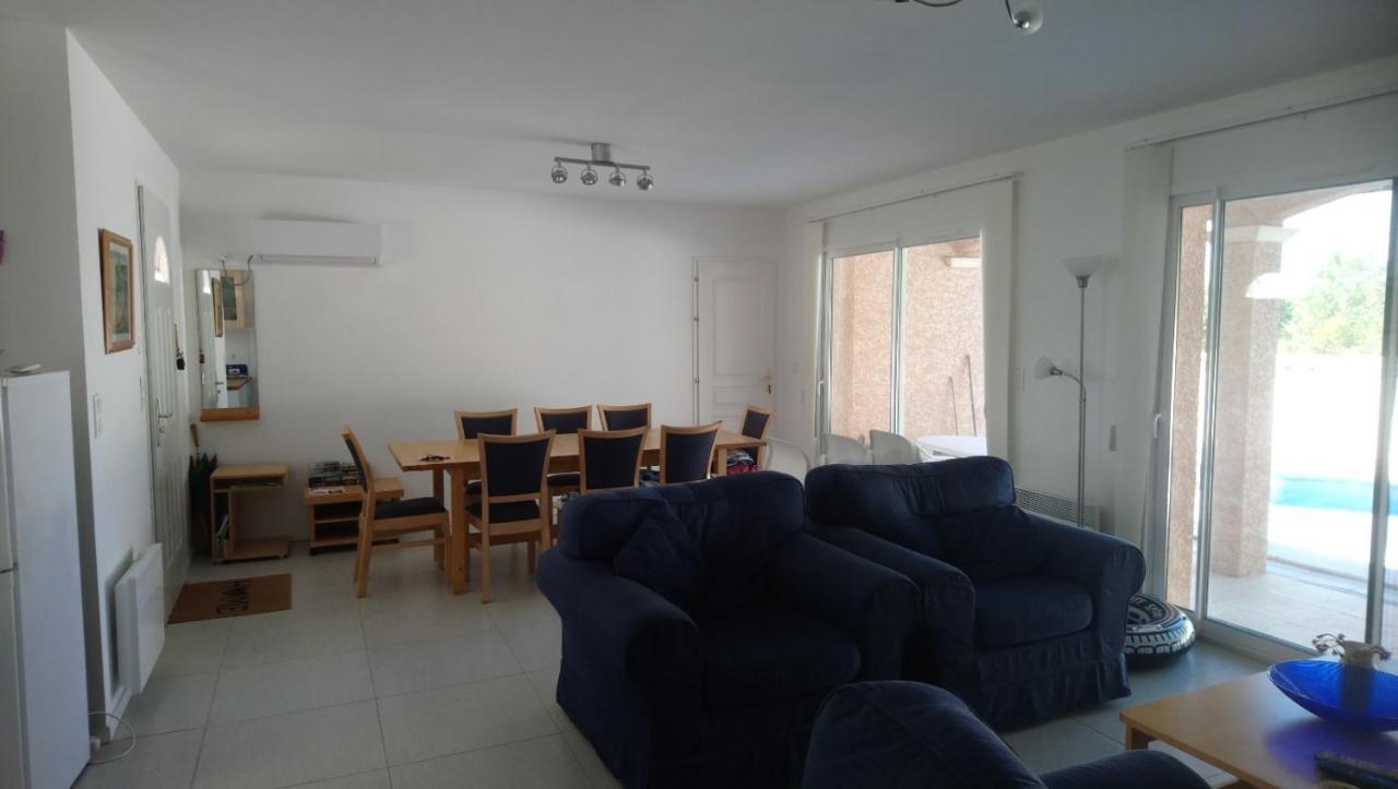 Poppey Villa Peret Luaran gambar
